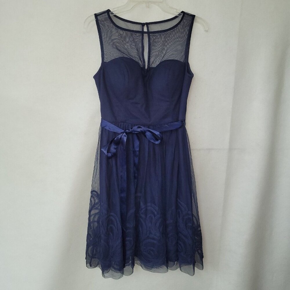 Eliza J Dress Women M Blue Sheer Embroidered Lined‎ Padded Ribbon Belt Fit&Flare